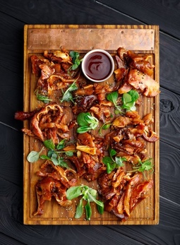 Сет фирменных ушей